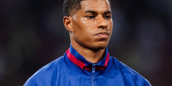 曼联旧将成诺坎普新宠！巴萨敲定永久转会，3000万英镑买断