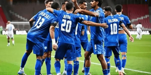 欧冠生死对决！勒沃库森主场死磕阿森纳，德甲劲旅硬刚英超领头羊，攻防博弈悬念拉满