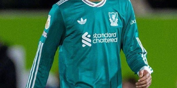 联赛四连败！利物浦2-3输给小蜜蜂，斯洛特已来到下课边缘